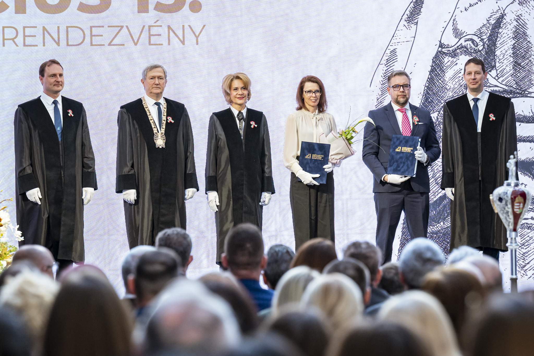 Gallery of award recipients: The ceremony also provided an opportunity to present the prestigious recognitions of Széchenyi István University. (Photo: András Adorján, Gergely Nagy / Széchenyi István University)